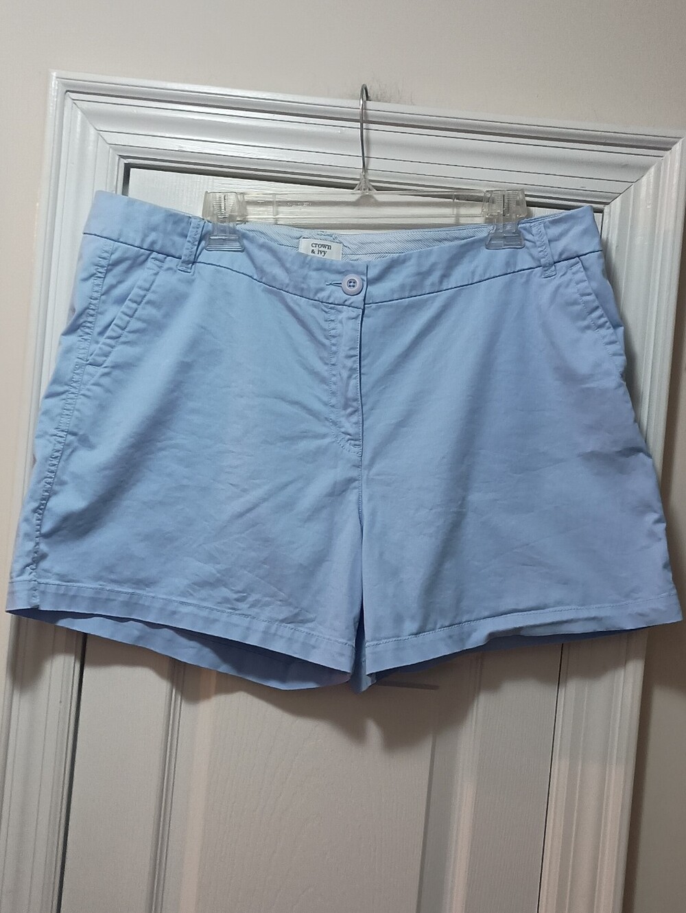 crown & ivy Light Blue Casual Women's Shorts Size 16